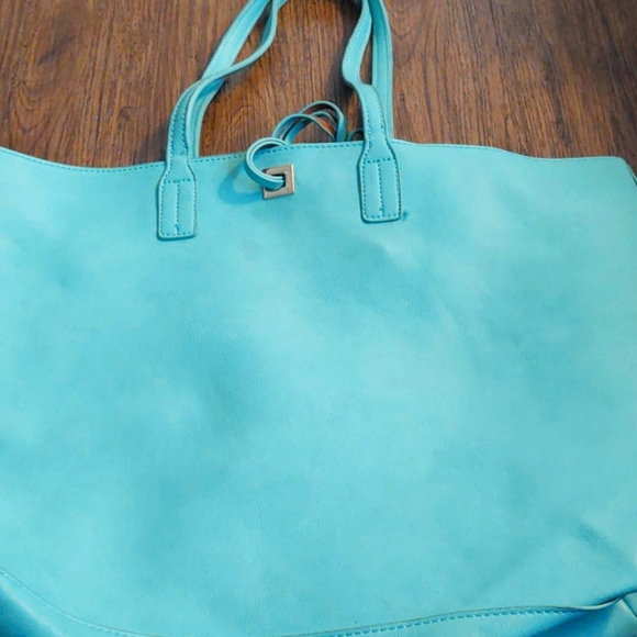 Used large tote - Picture 1 of 2
